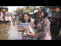 polwan polresta samarinda beri bantuan u0026pelayanan kesehatan kepada korban banjir di perum bengkuring