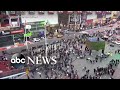 Times Square manhole explosion sends people running l GMA