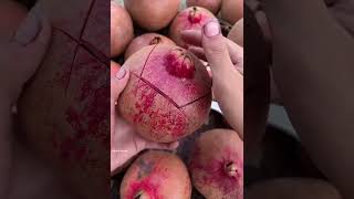 Amazing peeling skills ripe pomegranate fruit #shorts #food #status #白鲸吃冰 #白鲸吃鱼