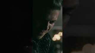 When he realised #ivartheboneless #vikings