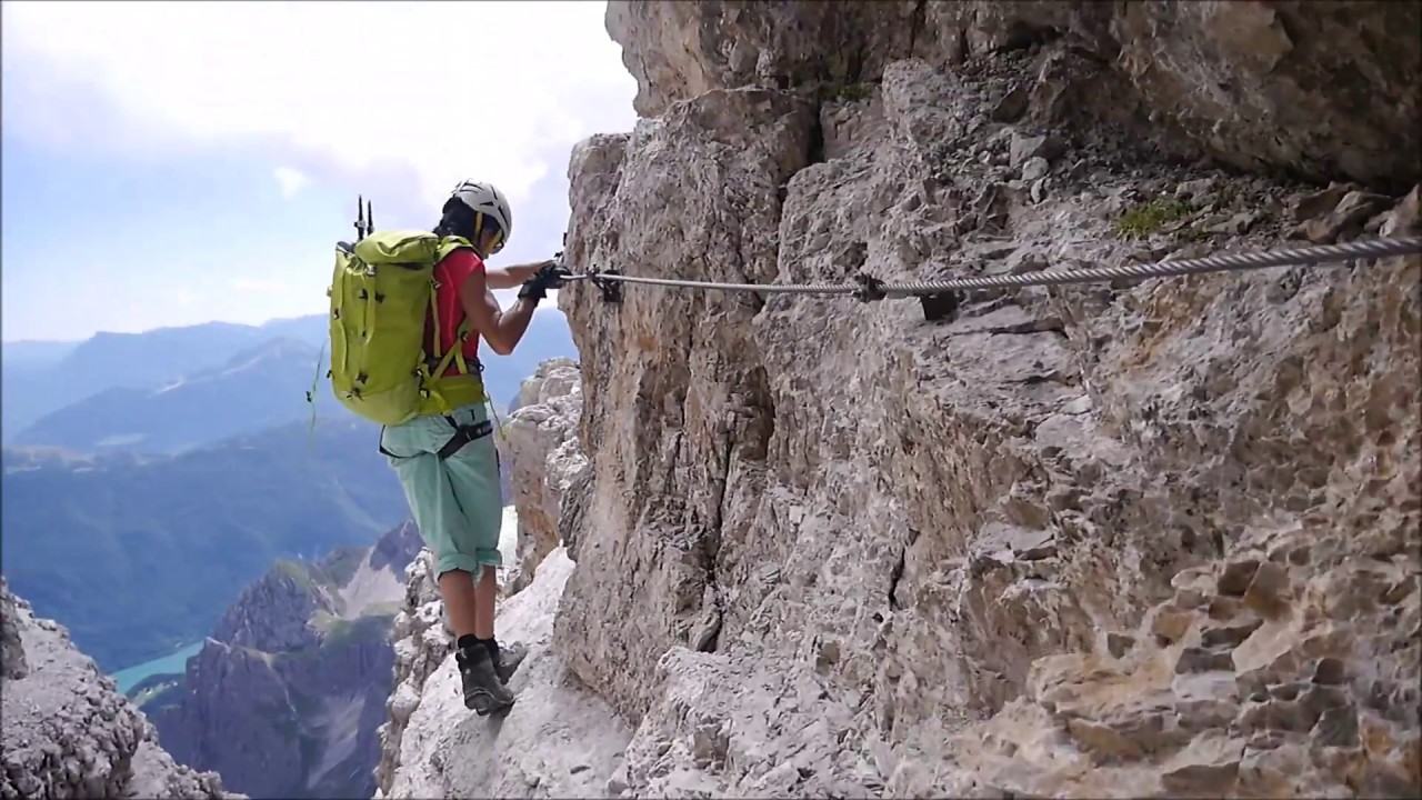 Die Schönsten Klettersteige Südtirols - YouTube