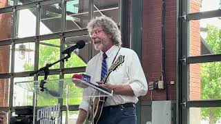 Sam Bush introduces IBMA to Chattanooga