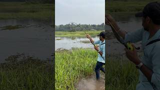 കിട്ടുമ്പോൾ ഇതുപോലെ കിട്ടണം 😅| #shorts #fishing #trending