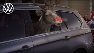 Is Santa a parking wizard with the Passat? | Volkswagen