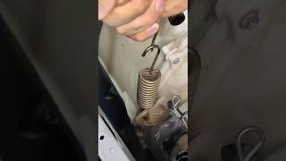 Unzip the electric washing machine spring in one second