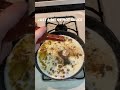 HOW TO MAKE BISCUITS N GRAVY (FOR BEGINNERS) #shorts