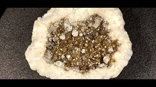 Gold Irredescence in a Special Keokuk Geode :