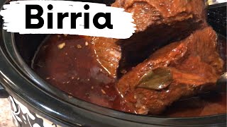 Birria // Crockpot Birria // Crockpot // Tacos // Consume