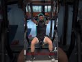 ESECUZIONE CHEST PRESS