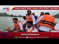 రయ్ రయ్ అంటూ సరదాగా.. minister ktr driving boat mid maneru siricilla tv5 news digital