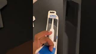 Unboxing Oral-B Revolution #oralb #unboxing #toothbrush #asmr