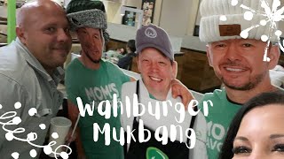 *Explicit language* WAHLBURGERS MUKBANG🍔OUR FIRST TIME!! FRIED PICKLES AND PAULS SPECIAL SAUCE!! LOL