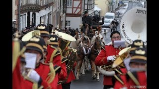 330 Jahre Gasthof Zur Krone: Festzug, Pferdekutschen und leckeres Essen