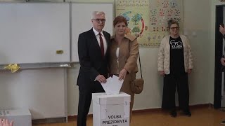 Slovak presidential candidate Korčok votes in 2nd round elections