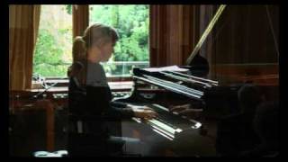 Helena Basilova: S. Rachmaninov op 39 no 2