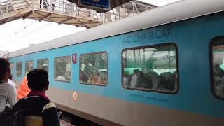 12872 Titlagarh-Howrah Ispat Express arrives Rourkela#railway#train#rourkela#trending#youtube#yt#new