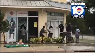 Video catches looters in the act