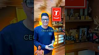 2,000 People Fight For $5,000,000I Got T-Series To Subscribe To Me👑👑👑