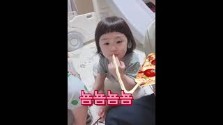 스노우 어플 놀이에 진심인 쌍둥이들의 귀여운 영상👧🏻👦🏻