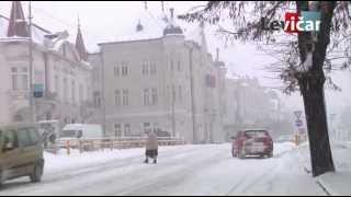 Levice zima v levických uliciach, video Levičan.sk - 15.02.2012.mp4