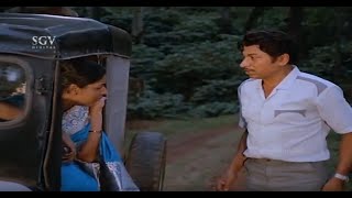 Gayathri Eats Dr. Rajkumar's Head In Forest | Ade Kannu Kannada Comedy Movie Scene