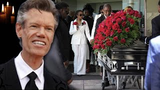 R.I.P country singer Randy Travis passed away last night, fans burst into tears.