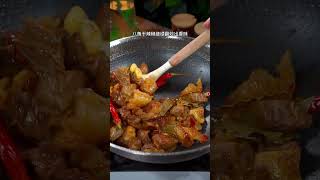 以后想吃红烧牛肉面了，你就像我这样做，香辣过瘾，软烂入味。#红烧牛肉面 #amthuctrunghoa888 #家常菜 #家常美食 #粤菜 #川菜 #美食推荐 #学做菜 #美食教程 #美食 #地道川味