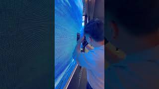 How does the LED naked-eye 3D device work? #leddisplay#3d #ledscreen #led #ledmodule #shortvideo