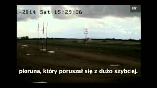 Samochód uderzony przez piorun/Car hit by lightning