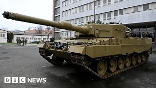 Germany confirms it will send Leopard tanks to Ukraine - BBC News