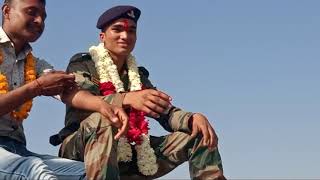 indian soldiers coming home surprise family, army man surprises family, army coming home#shivbhakti