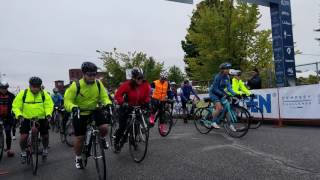 2016 Dempsey Challenge 70 mile cyclists take off