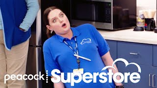 Hi Everybody, I'm Kelly - Superstore