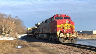 BNSF Fakebonnet Leads Loaded Military Train