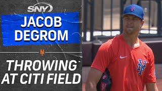 Take a close look at Mets starter Jacob deGrom throwing at Citi Field | SNY