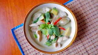 แกงเขียวหวานไก่ใส่อะโวคาโด  Thai Green Curry Chicken with Avocado