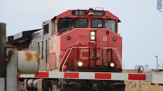 🍁DASH 9 CANADIAN CAB! CN 438 at 6th Concession!🍁