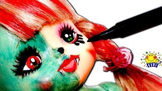 Makeup at Witch's Beauty Room Party Scary Cute Halloween Makeup Princess Toy Barbie Hair Salon