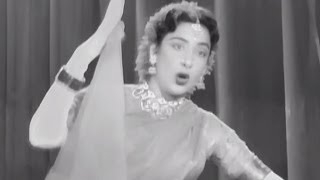 जहा मैं जाती हु वही चले आते हो | Chori Chori (1956) Nargis & Raj Kapoor Superhit Romantic Song