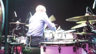 Steve Smith Drum Solo with Journey: Omaha