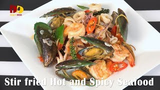 Stir Fried Hot and Spicy Seafood | Thai Food | Talay Pad Cha | ผัดฉ่าทะเล