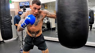 GABE ROSADO LOOKING LIKE A BEAST ON HEAVY BAG! LOOKS TO PIECE UP MUNGUIA WITH ASSAULT OF PUNCHES