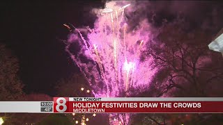 Holiday festivities draw crowds in Middletown
