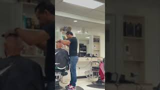 الحلاق العجيب weird barber (الفيديو الكامل على القناة)💈