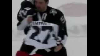 Hockeyfighters.cz  Kevin Harvey vs Deryk Engelland .wmv