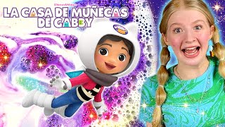 ¡Bricolaje de la galaxia de Gabby! Ciencia del spa con leche 🌌 🎨💧 | LA CASA DE MUÑECAS DE GABBY