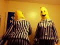 Dancing banana's in pajama's