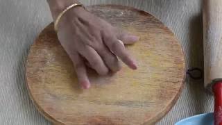 How to roll a stuffed Paratha