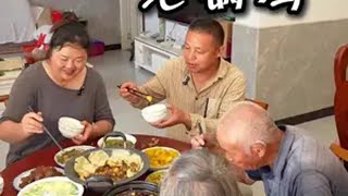 今天做道地锅鸡烧板栗农村美食 我的乡村生活 农家菜 农村柴火饭 板栗烧鸡