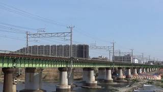 ホリデー快速富士山河口湖行き　立川～日野通過